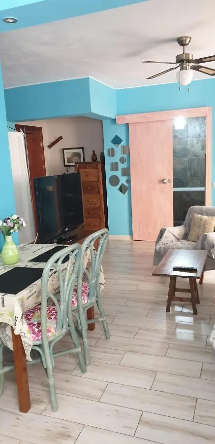 Δωμάτια σε οικογενειακή κατοικία Apartamento Tipo Estudio En Costa Adeje Διαμέρισμα Ισπανία